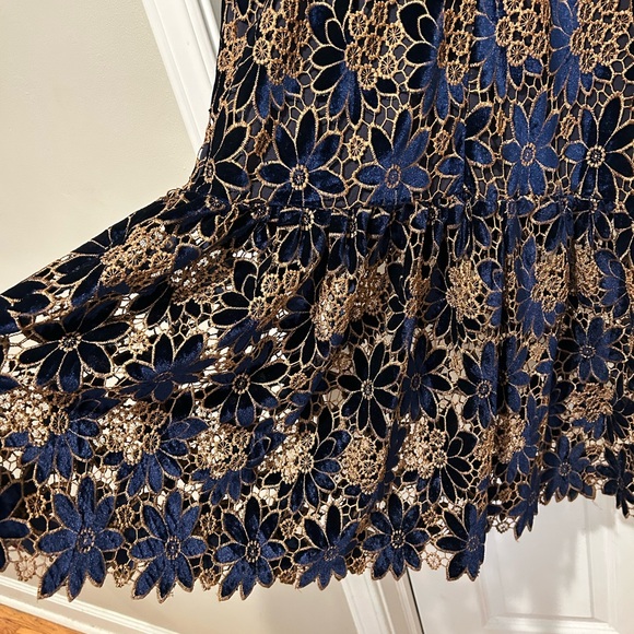 Petal & Pup Just Me Alara Navy Floral Lace Overlay Midi Trumpet Cocktail Dress - Picture 10 of 16